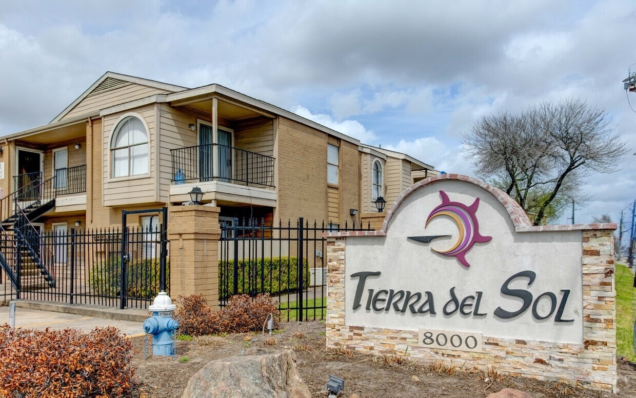 Tierra Del Sol Apartments in Alief, Houston, TX Renty.AI