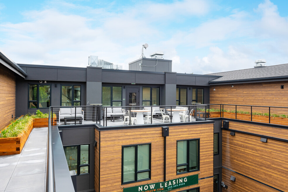 UW Off-Campus Housing | Clara Apartments | Studio, 1- to 3-Bedroom Rentals Available