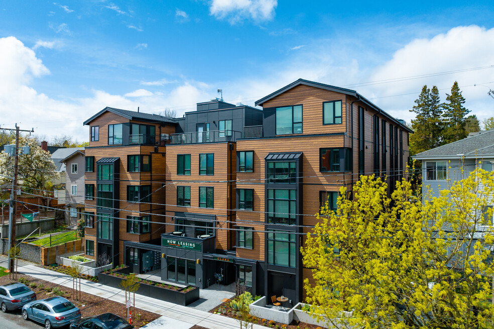 UW Off-Campus Housing | Clara Apartments | Studio, 1- to 3-Bedroom Rentals Available