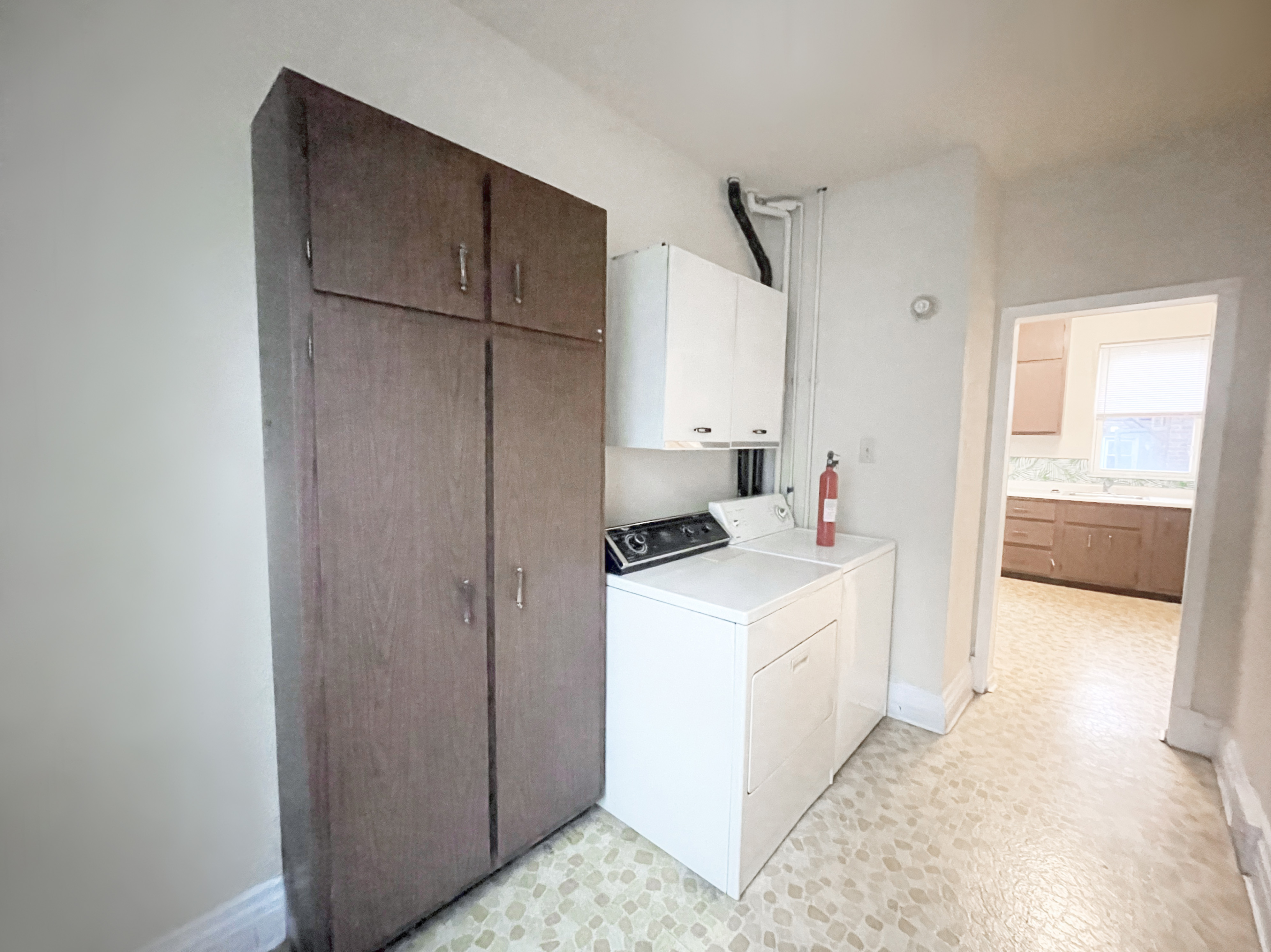 3555 Beechwood Blvd for Rent near CMU | Off-Campus Housing