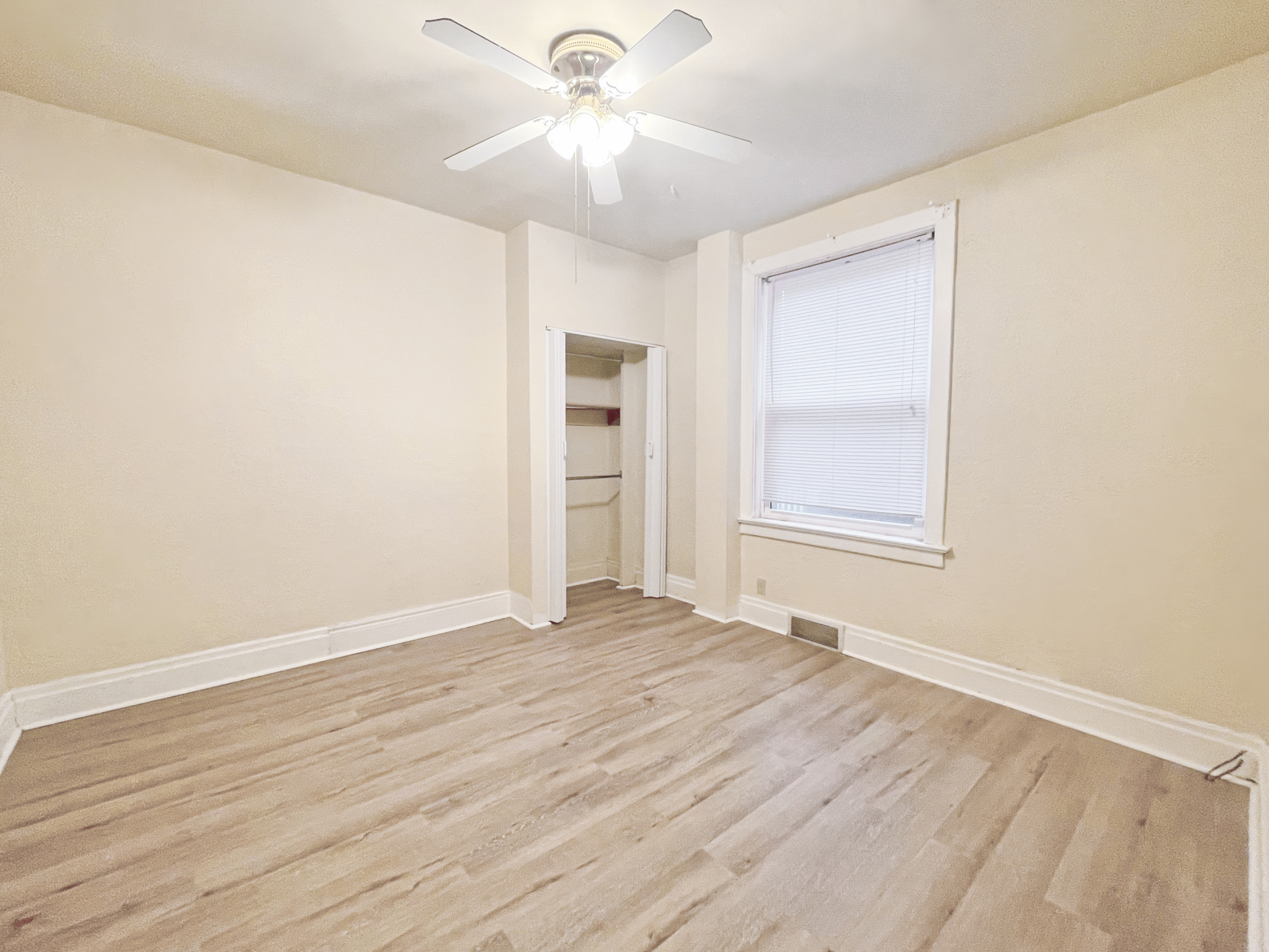 3555 Beechwood Blvd for Rent near CMU | Off-Campus Housing