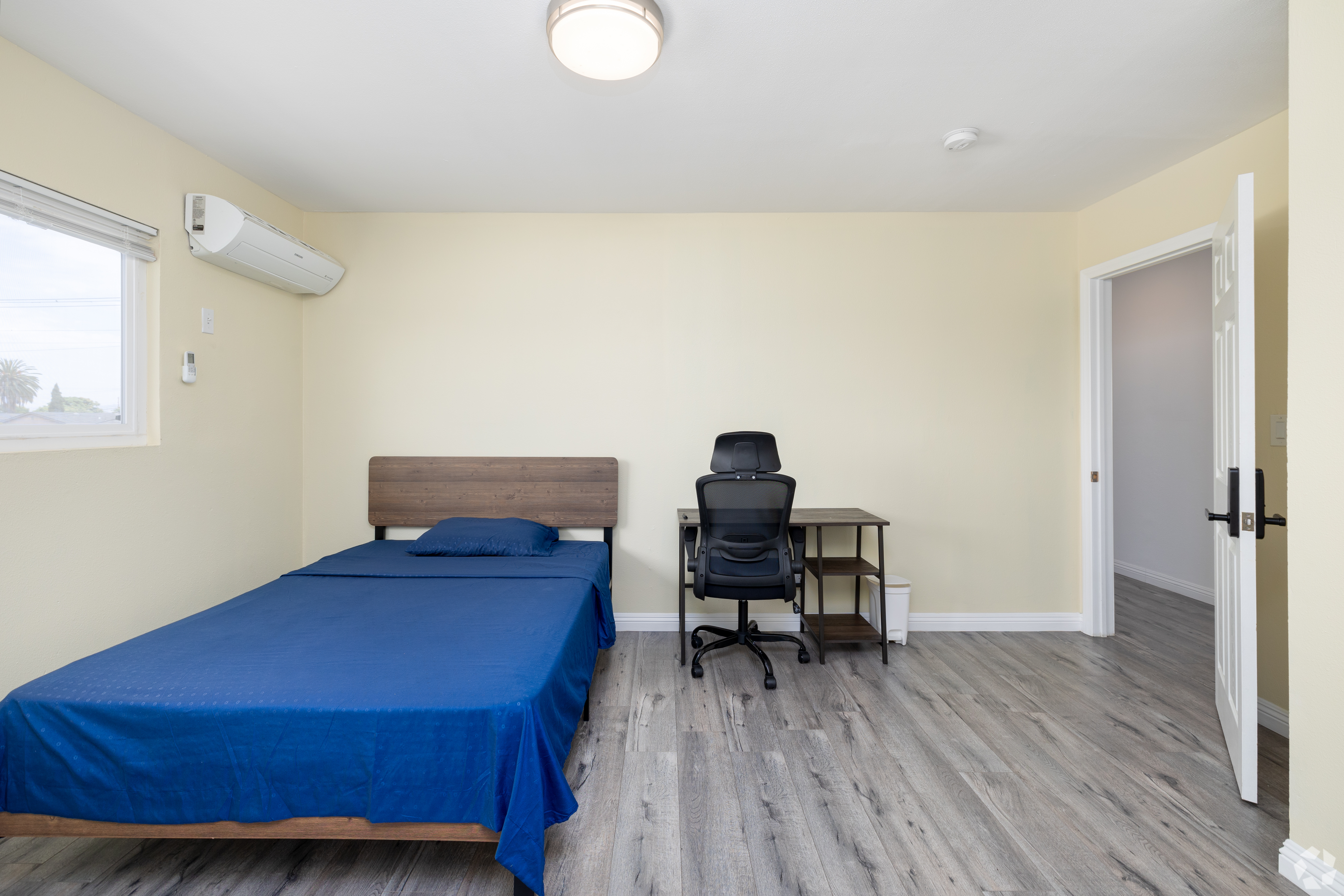1100 Exposition Blvd for rent cerca de USC | 3-Bedroom Off-Campus Options Available