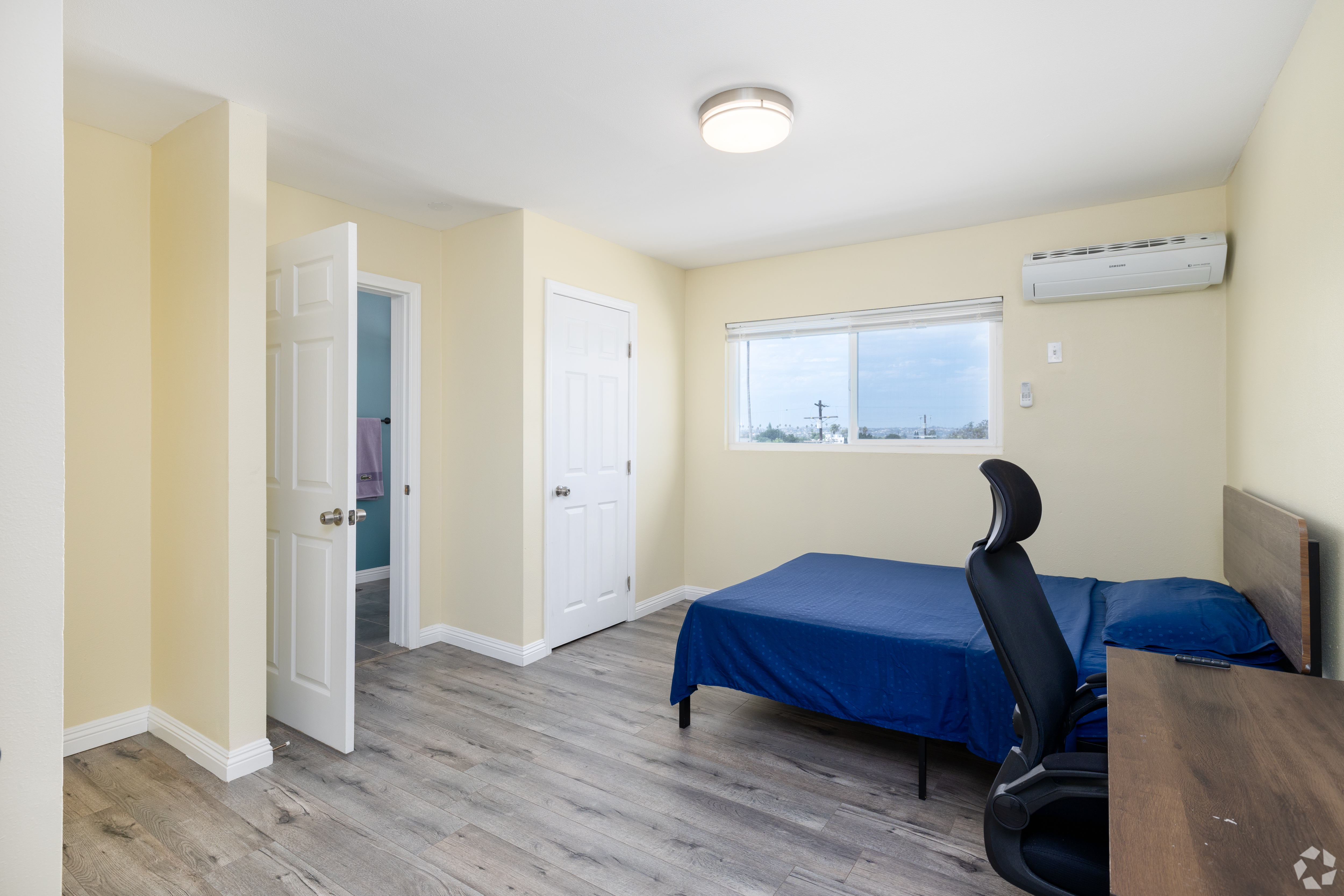 1100 Exposition Blvd for rent cerca de USC | 3-Bedroom Off-Campus Options Available