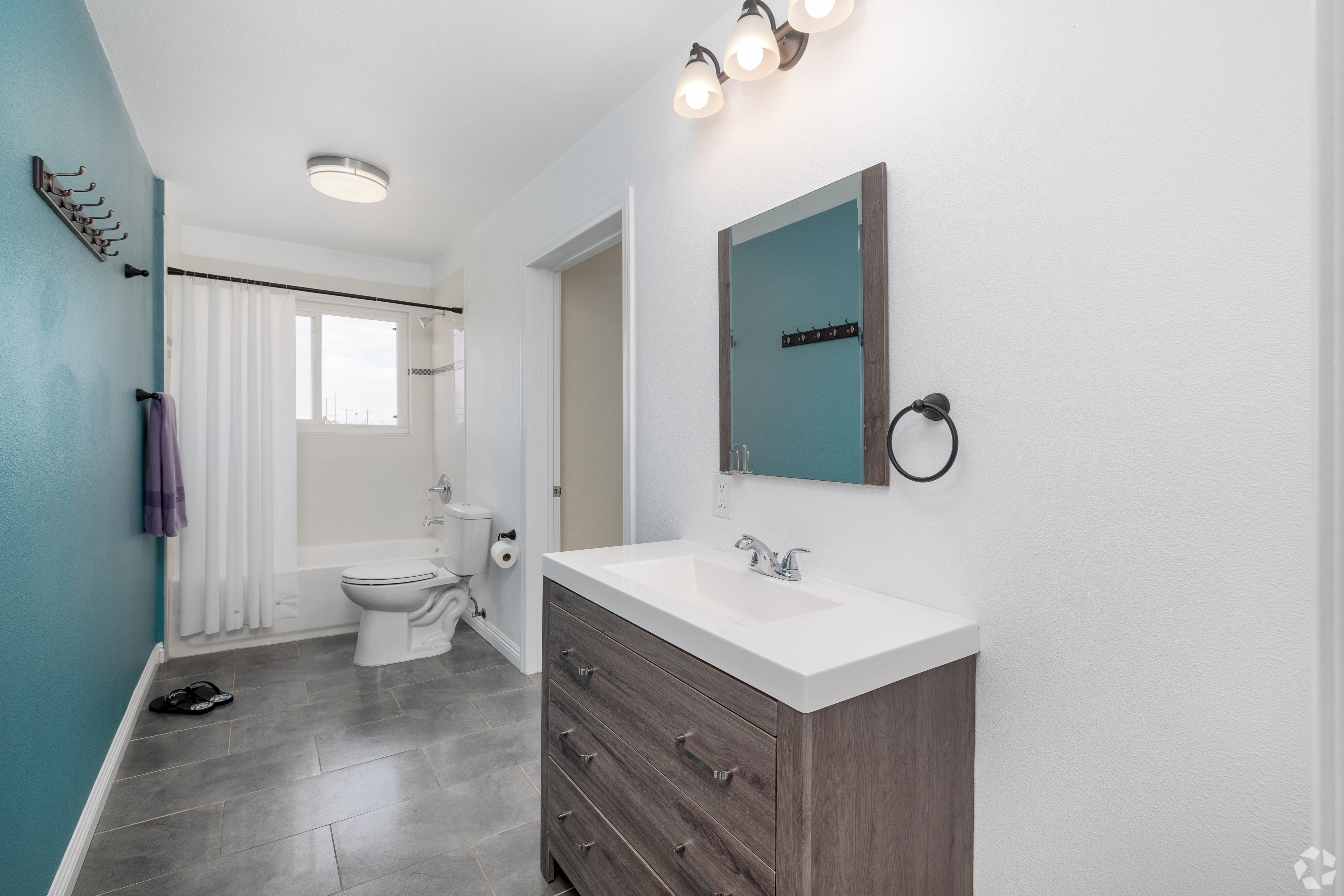 1100 Exposition Blvd for rent cerca de USC | 3-Bedroom Off-Campus Options Available