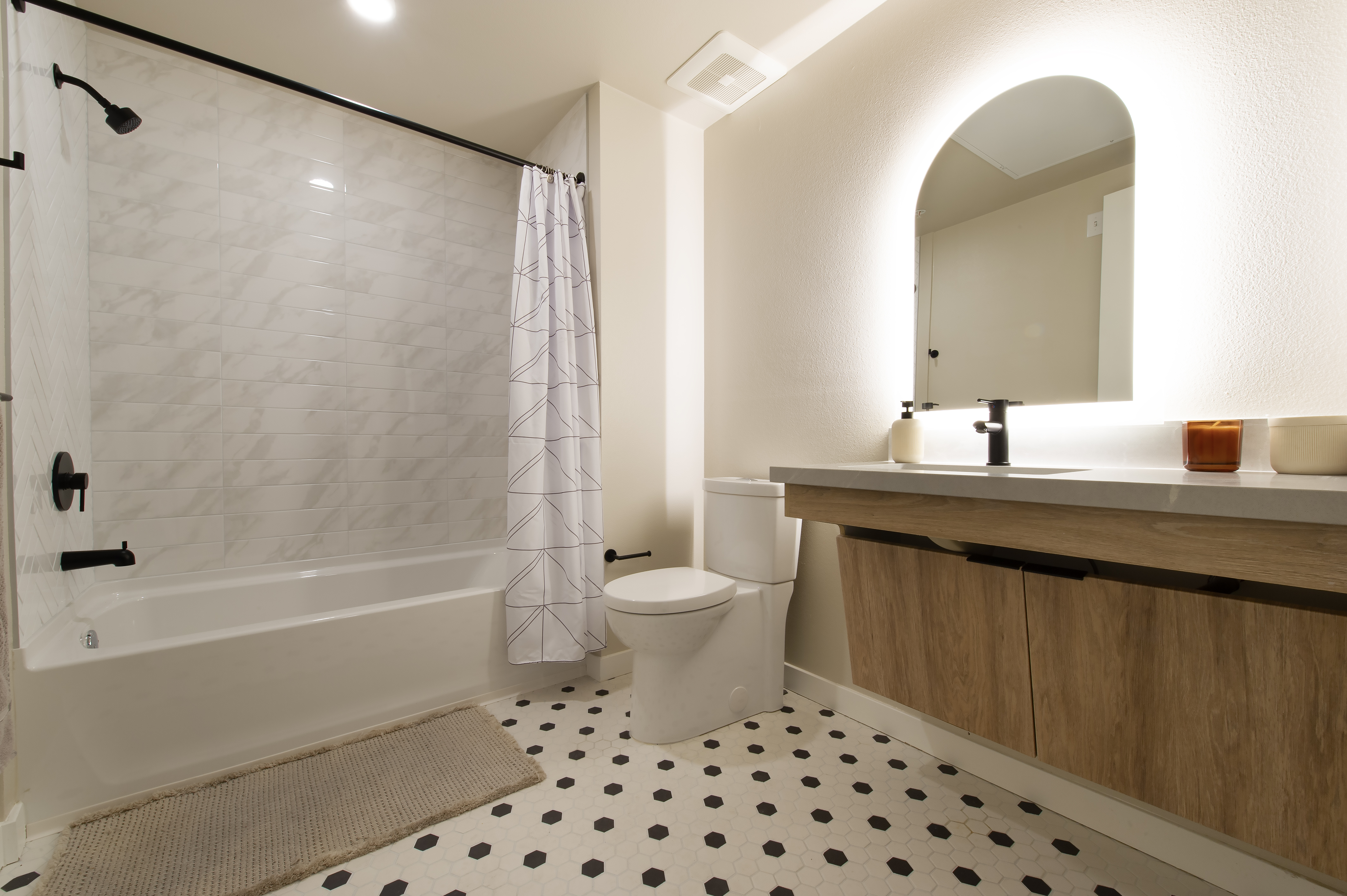 738 Normandie in Koreatown, Los Angeles | Studio, 1- to 3-Bedroom Rentals Available