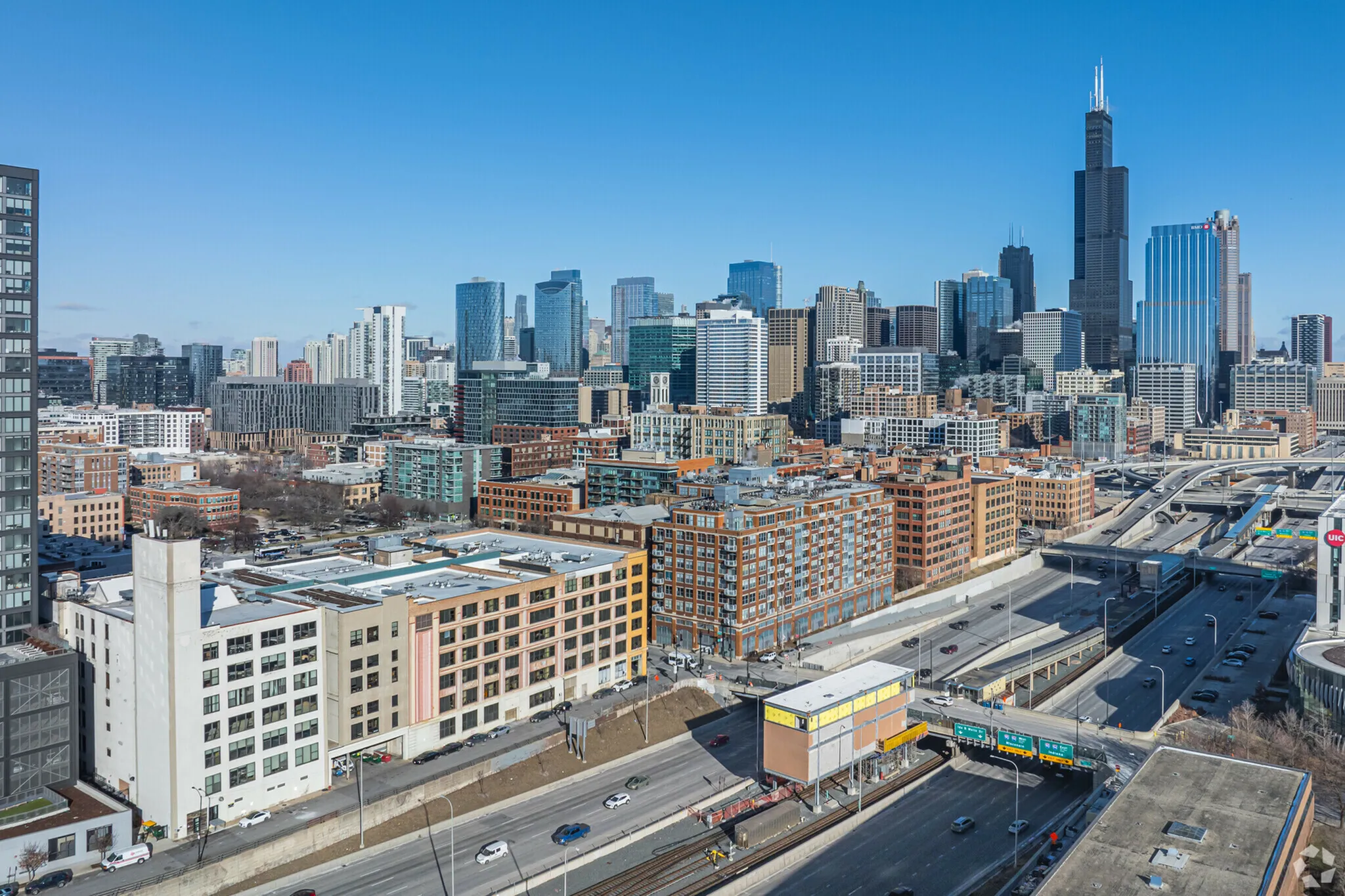 Apartment at Letterman Chicago for Rent in West Loop, Chicago | Tripalink