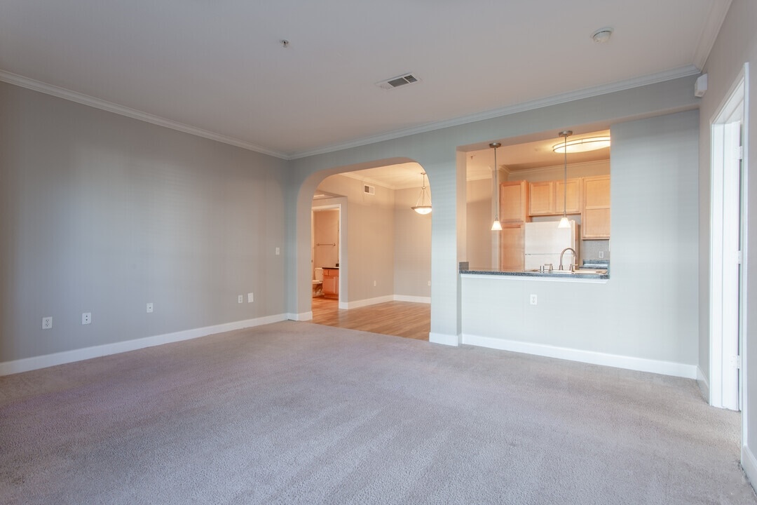 18200 Westfield Pl, Houston, TX 77090